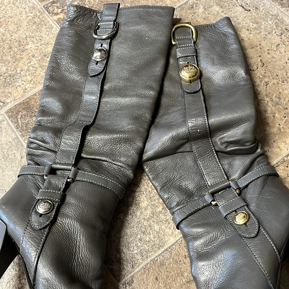 Coach gray leather high boots heels size 6 - Picture 3 of 4